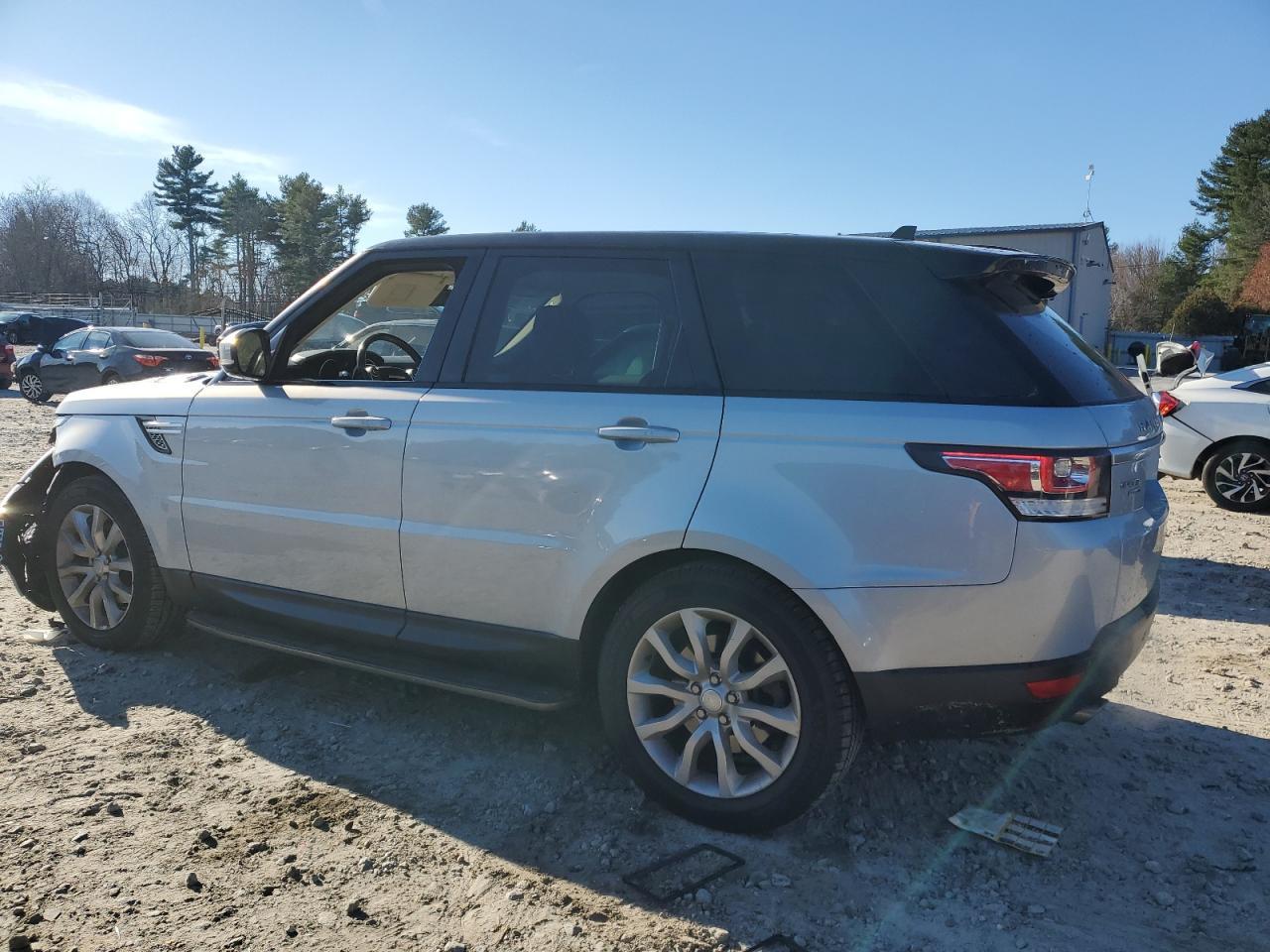 2016 Land Rover Range Rover Sport Hse - Image 2
