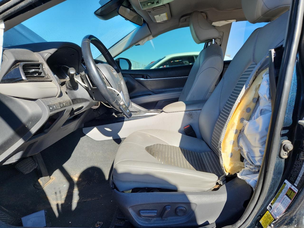 2020 Toyota Camry Se - Image 7