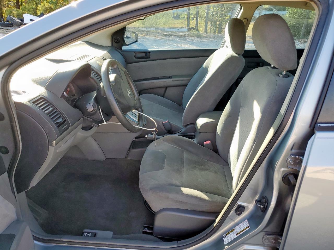 2009 Nissan Sentra 2.0 - Image 7