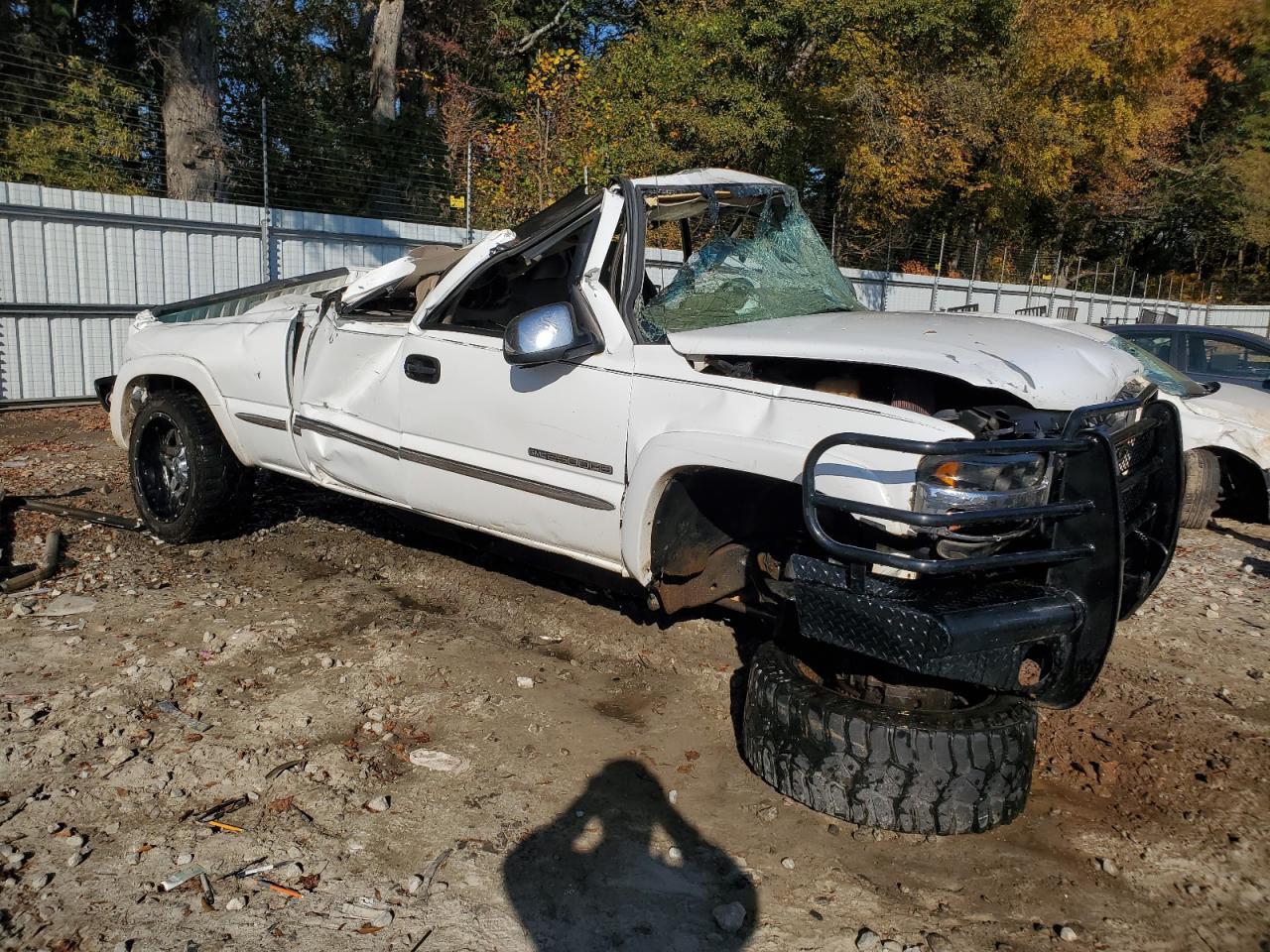 2002 GMC Sierra K2500 Heavy Duty - Image 4