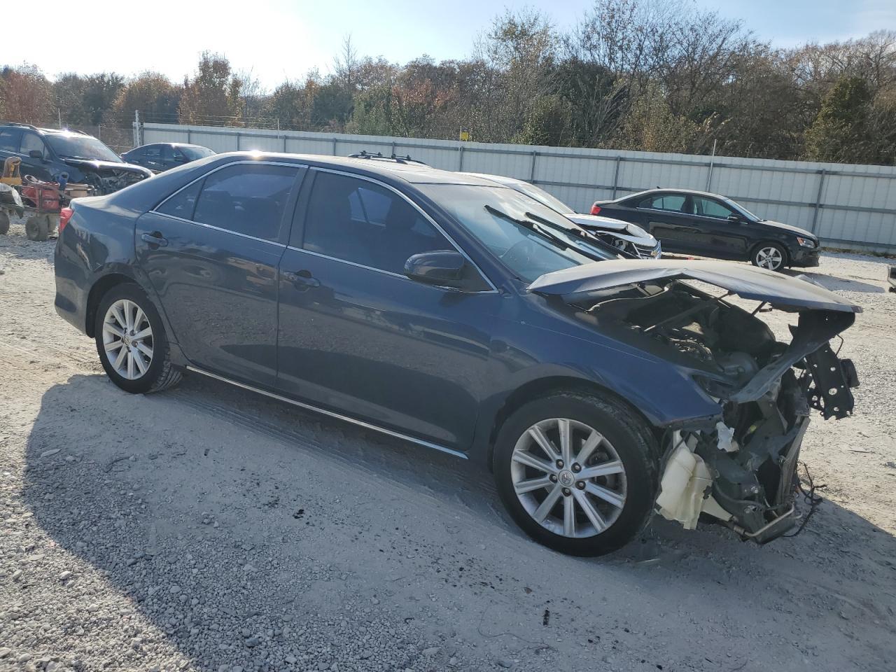 2014 Toyota Camry L - Image 4