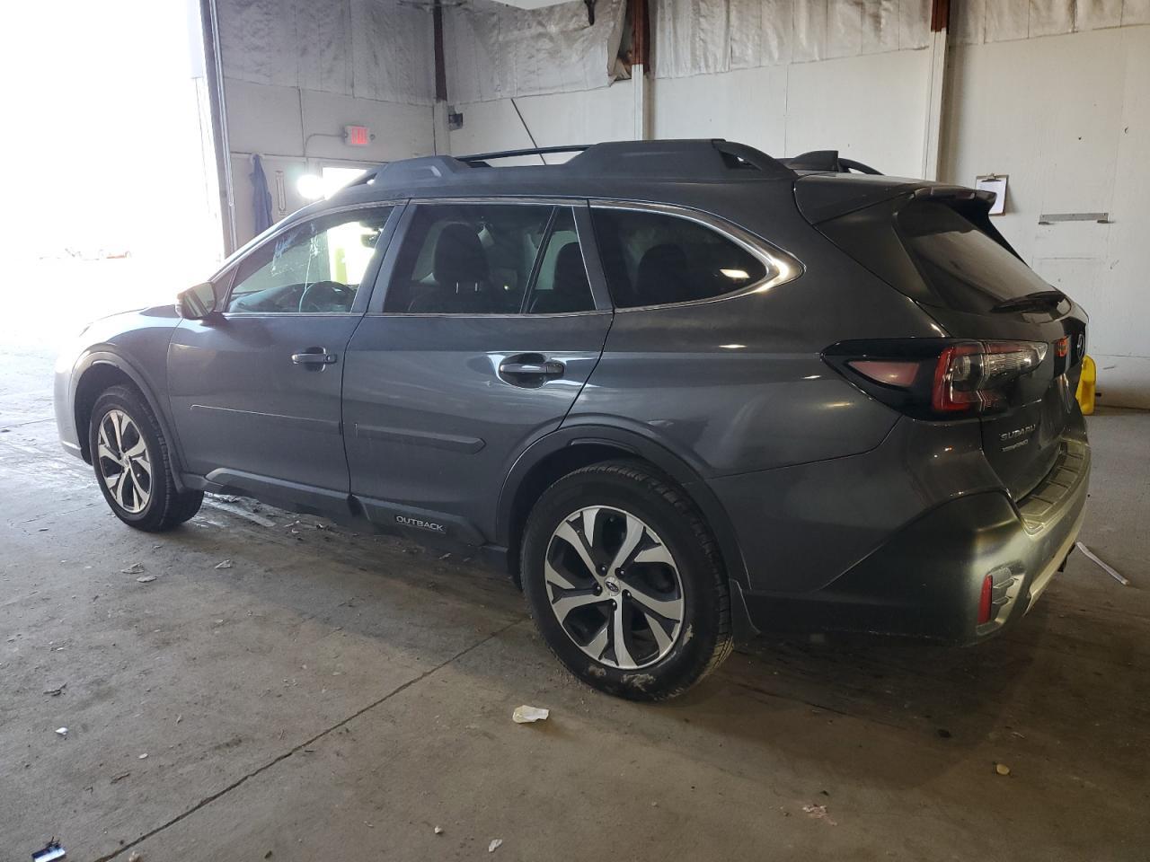 2021 Subaru Outback Limited - Фото 2