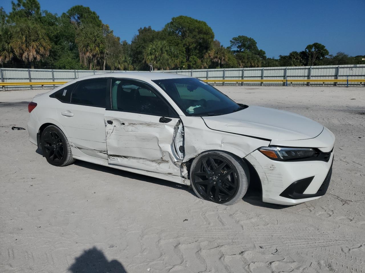 2024 Honda Civic Sport - Фото 4