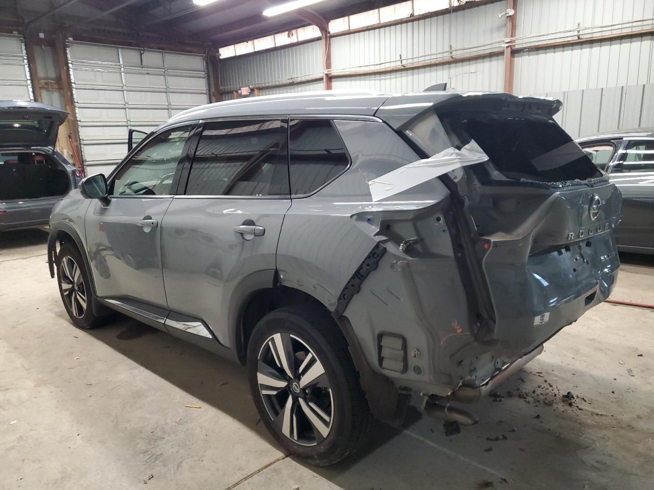 2021 Nissan Rogue Sl - Image 2