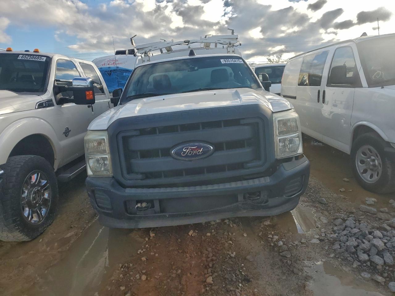 2013 Ford F350 Utility / Service Truck - Фото 5