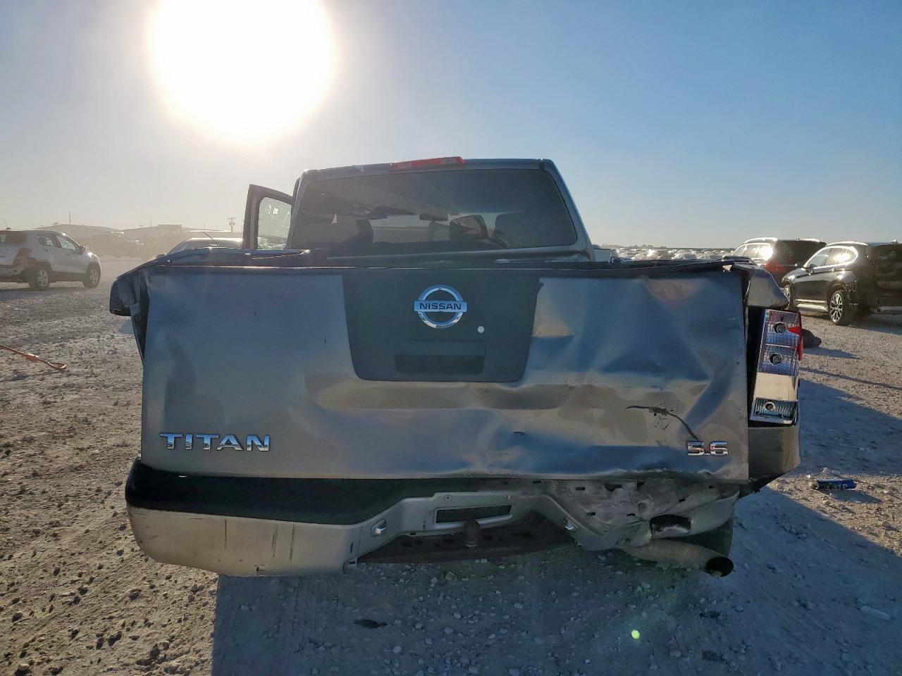 2006 Nissan Titan Xe - Фото 6