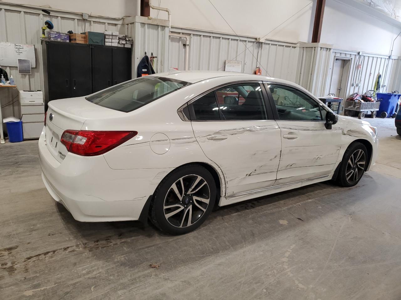 2017 Subaru Legacy Sport - Фото 3