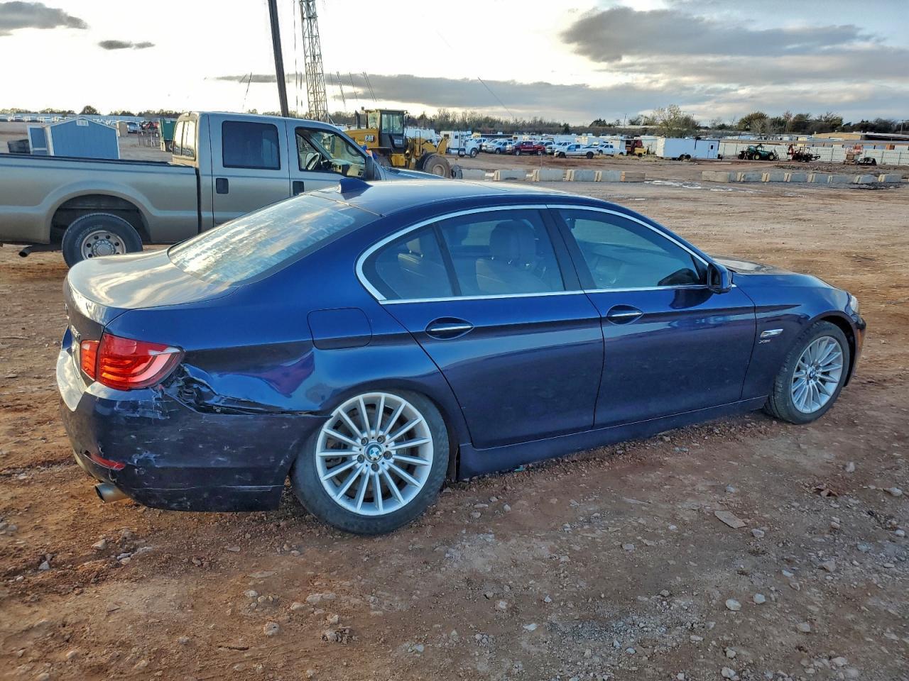 2012 BMW 535 Xi - Image 3