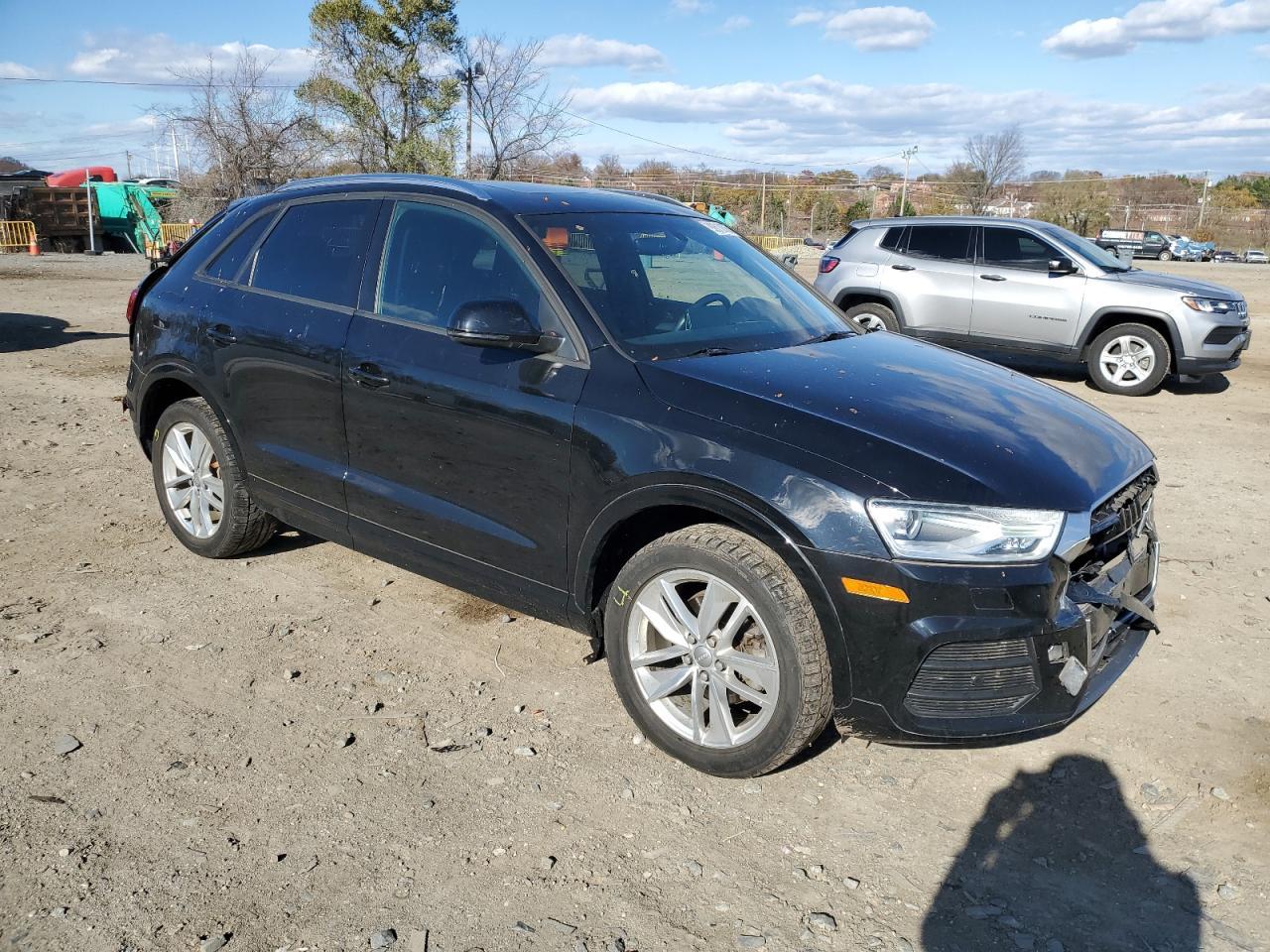 2017 Audi Q3 Premium - Image 4