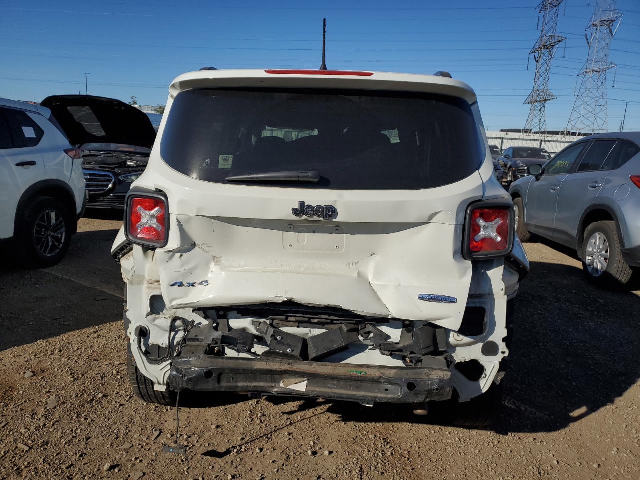 2017 Jeep Renegade Latitude - Фото 6