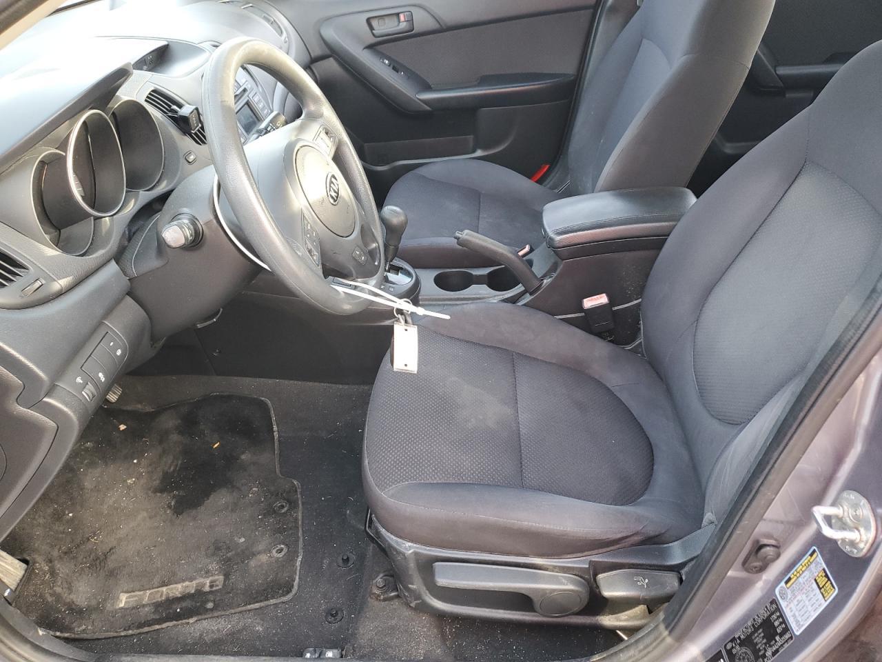 2010 Kia Forte Ex - Image 7