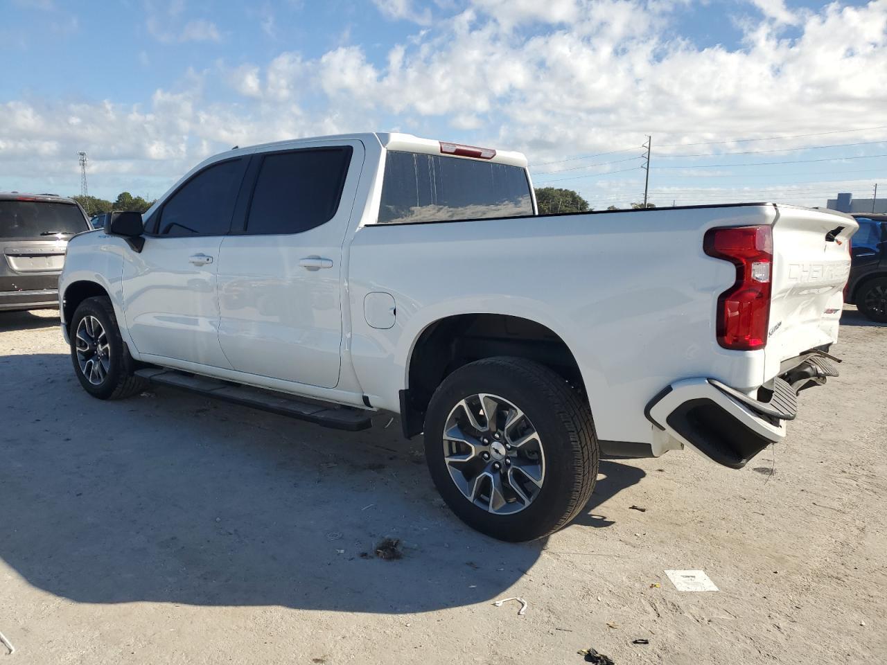 2022 Chevrolet Silverado C1500 Rst - Фото 2