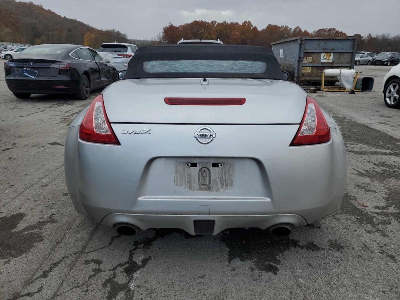 2010 Nissan 370Z - Фото 6