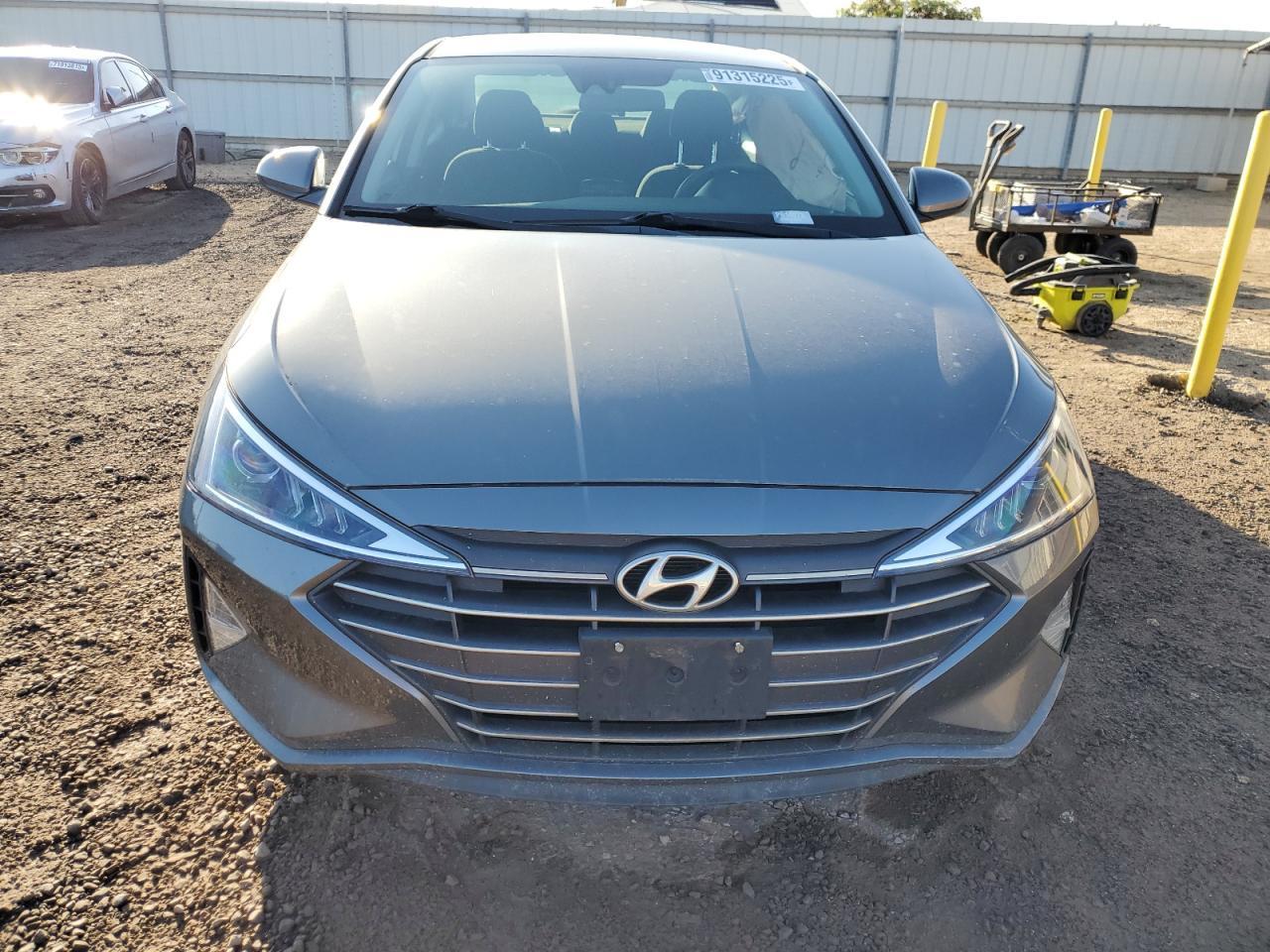 2019 Hyundai Elantra Sel - Фото 5