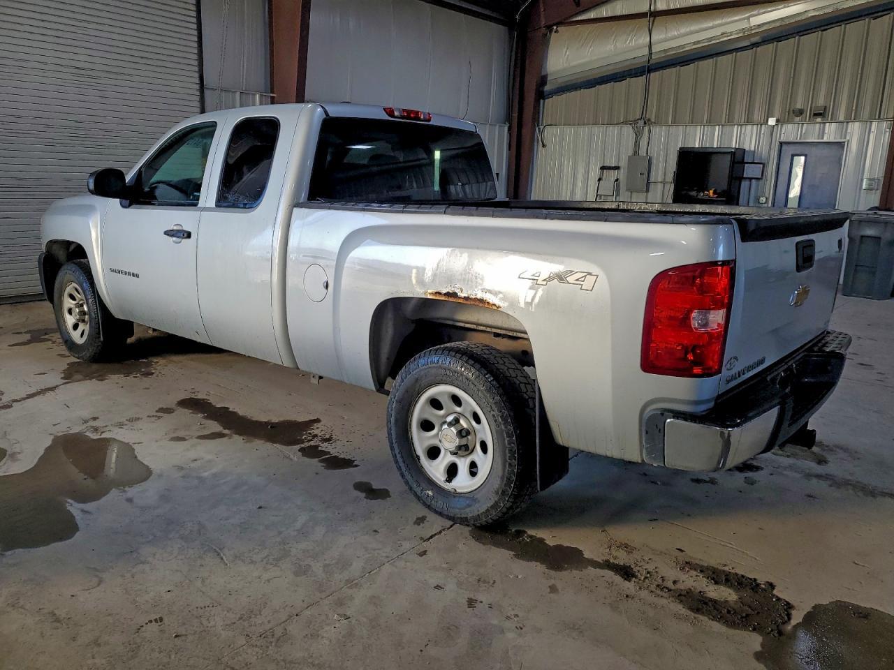 2012 Chevrolet Silverado K1500 - Фото 2