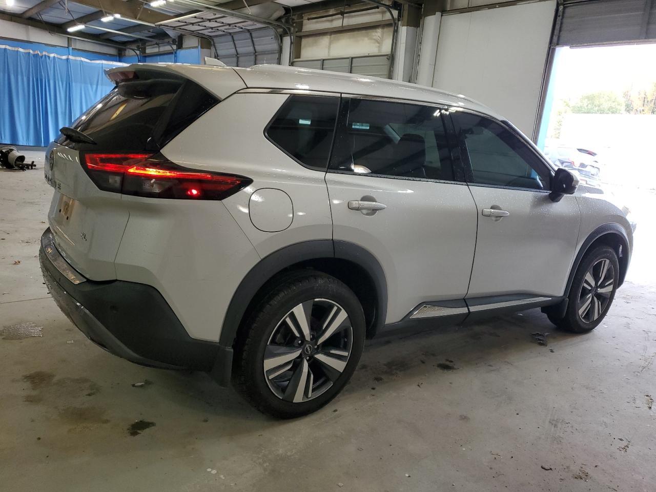 2022 Nissan Rogue Sl - Фото 3