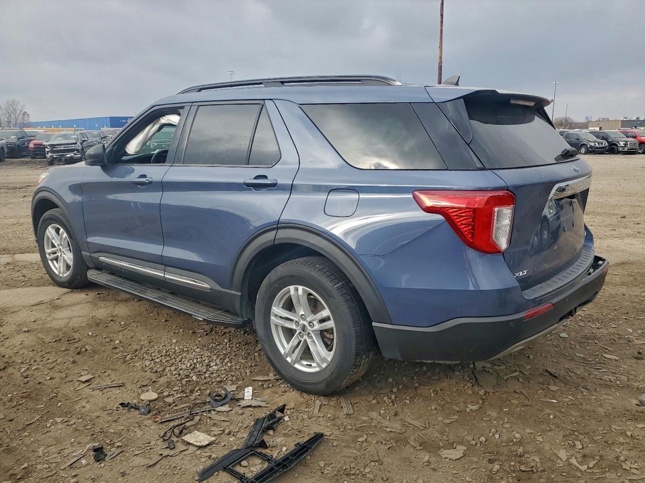 2021 Ford Explorer Xlt - Image 2