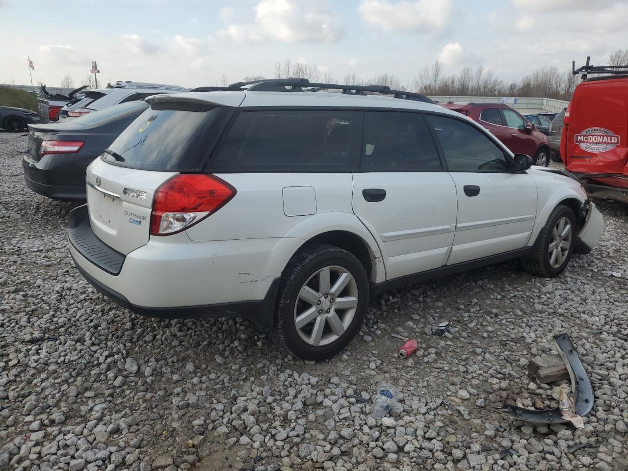 2009 Subaru Outback 2.5I - Image 3