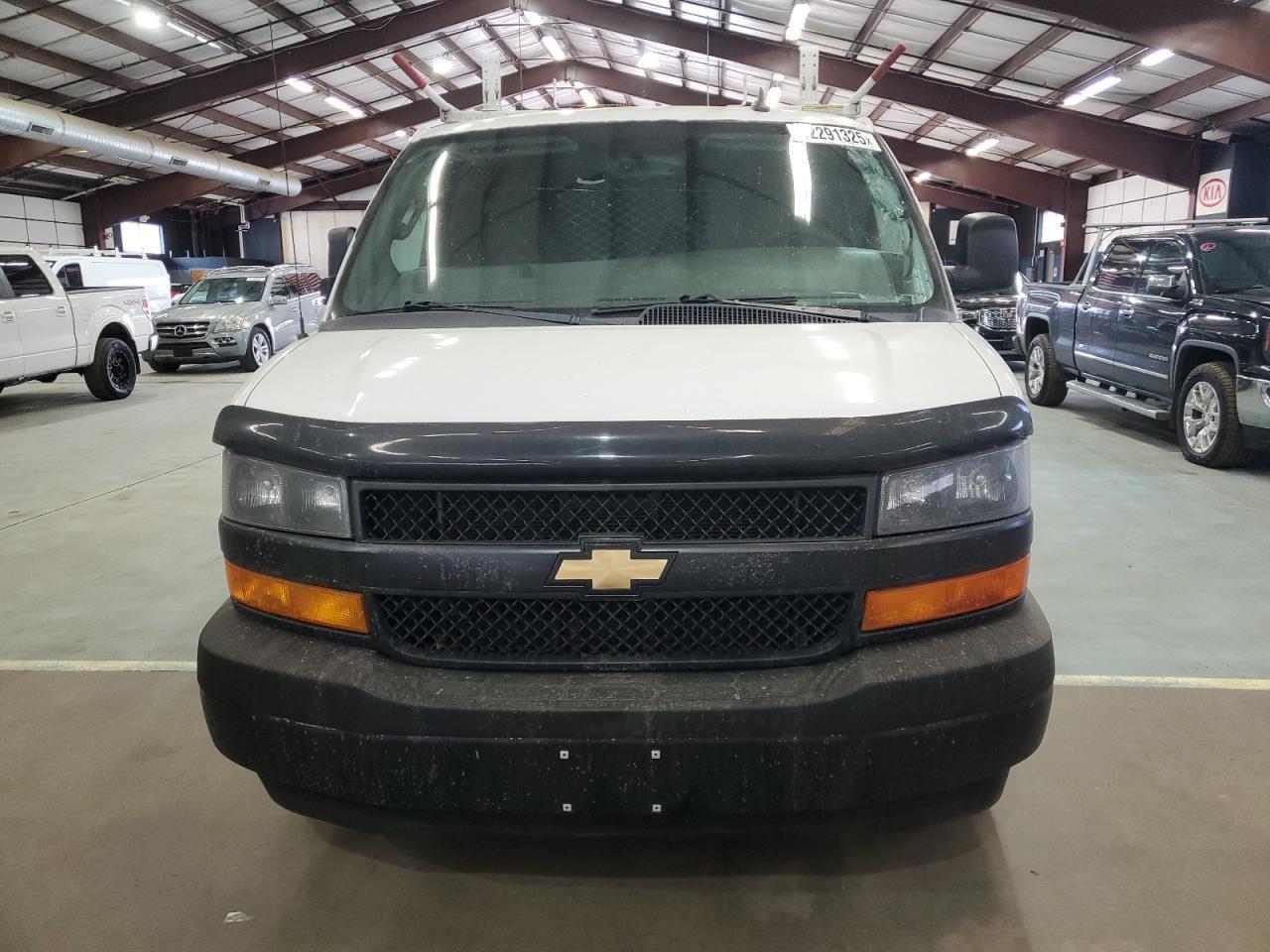2019 Chevrolet Express G2500 - Фото 5