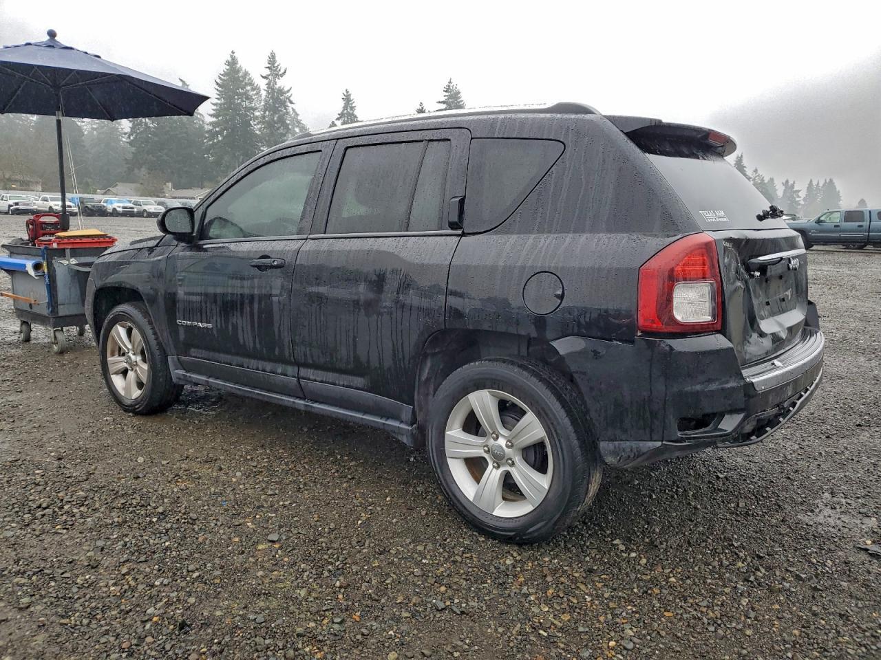 2015 Jeep Compass Latitude - Фото 2