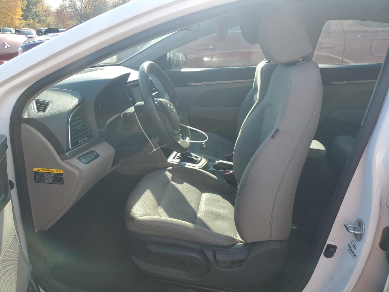 2017 Hyundai Elantra Se - Фото 7