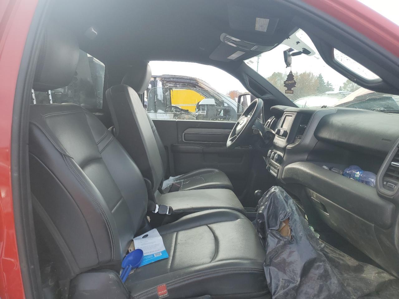 2023 Ram 5500 Utility / Service Truck - Фото 7