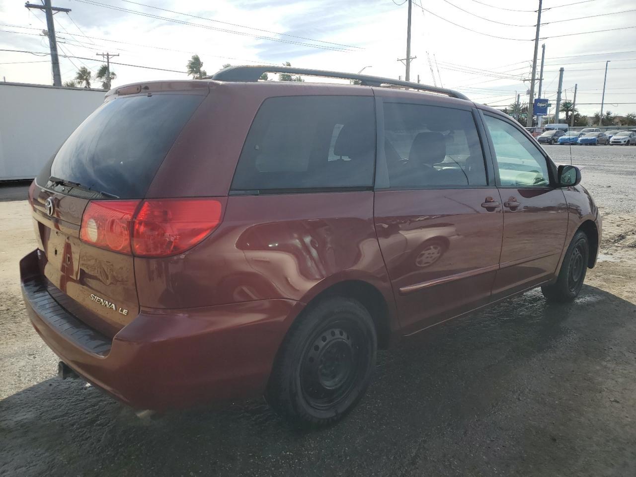 2009 Toyota Sienna Ce - Фото 3