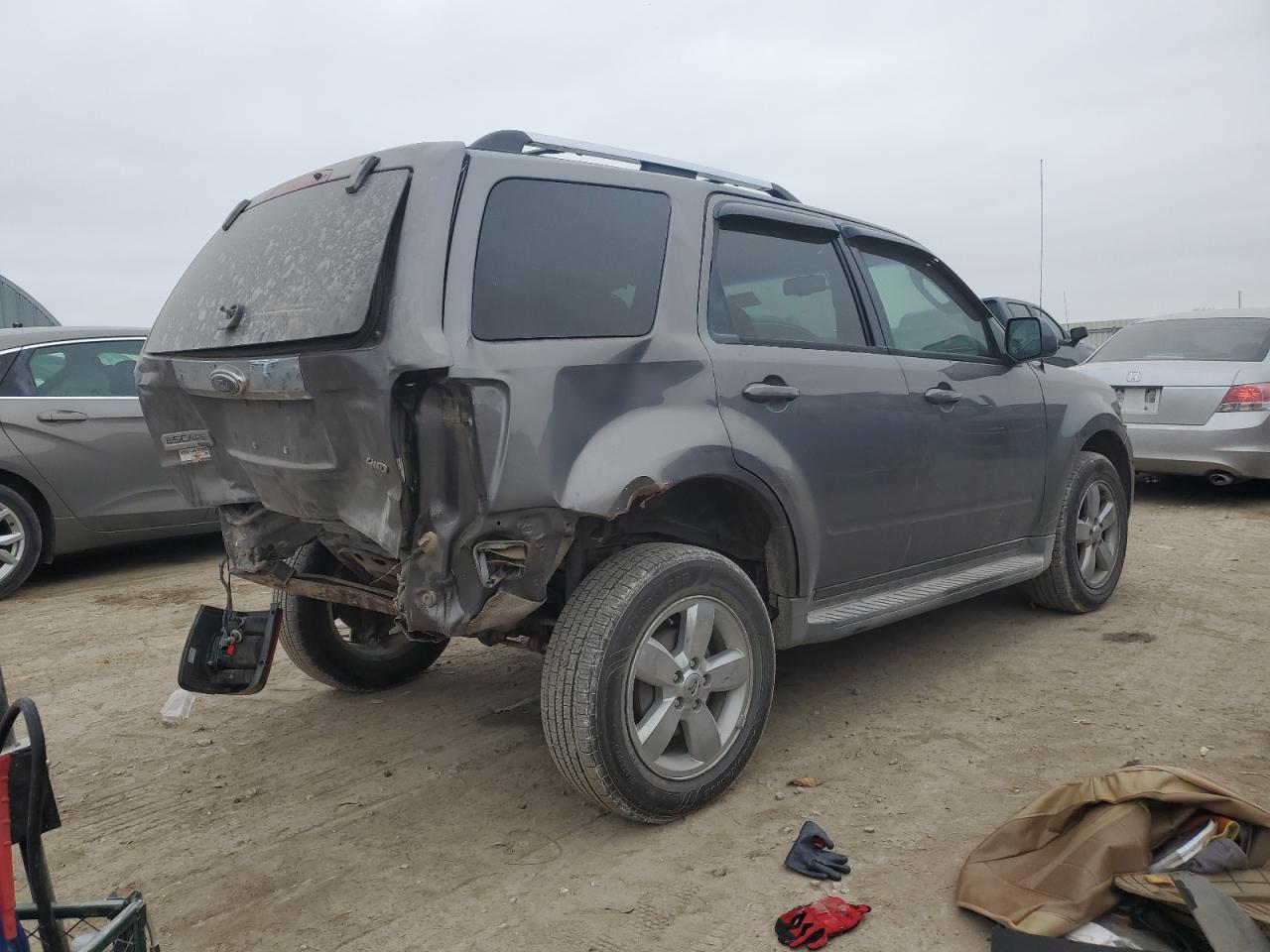 2009 Ford Escape Limited - Image 3