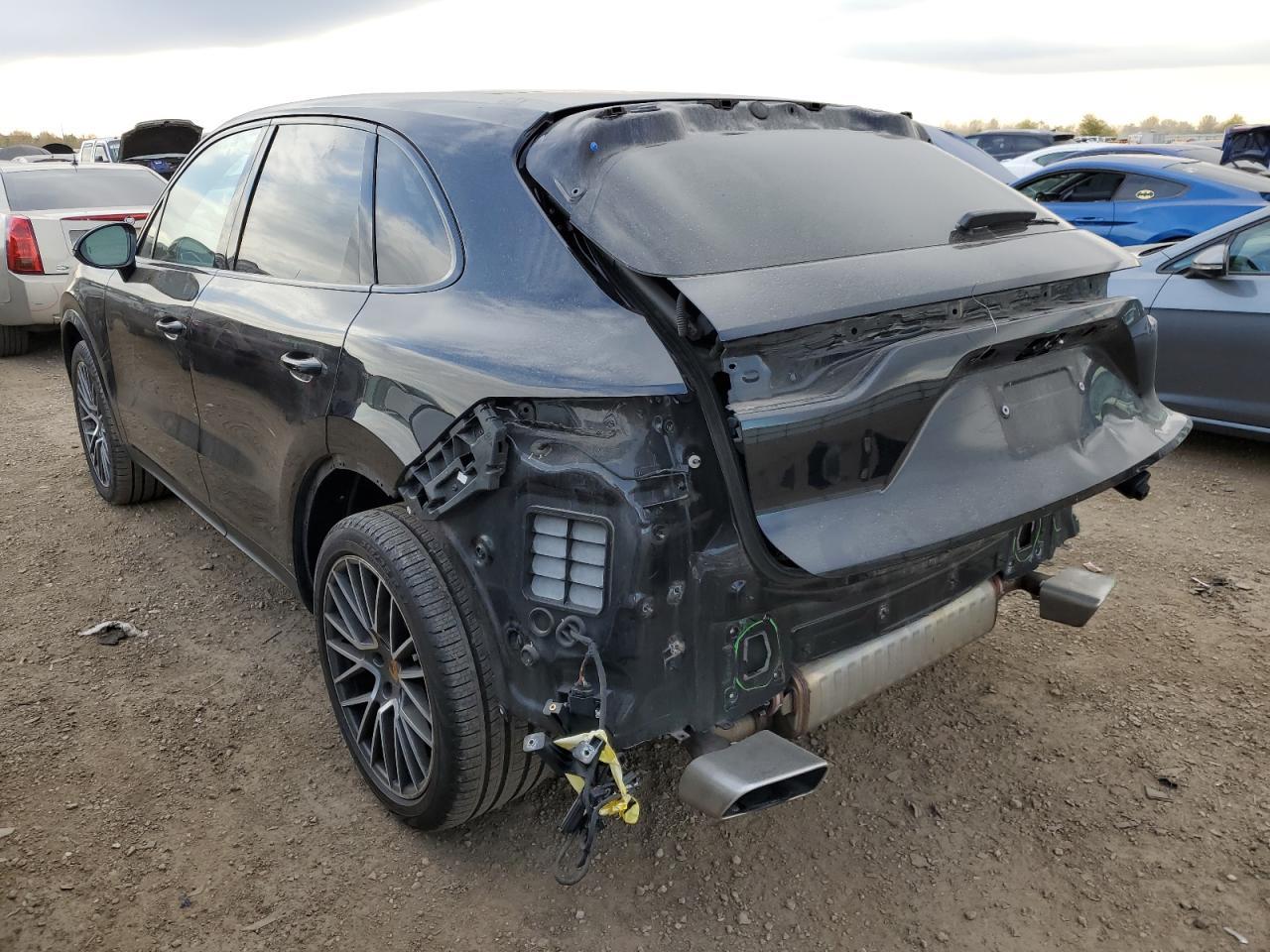 2020 Porsche Cayenne - Image 2