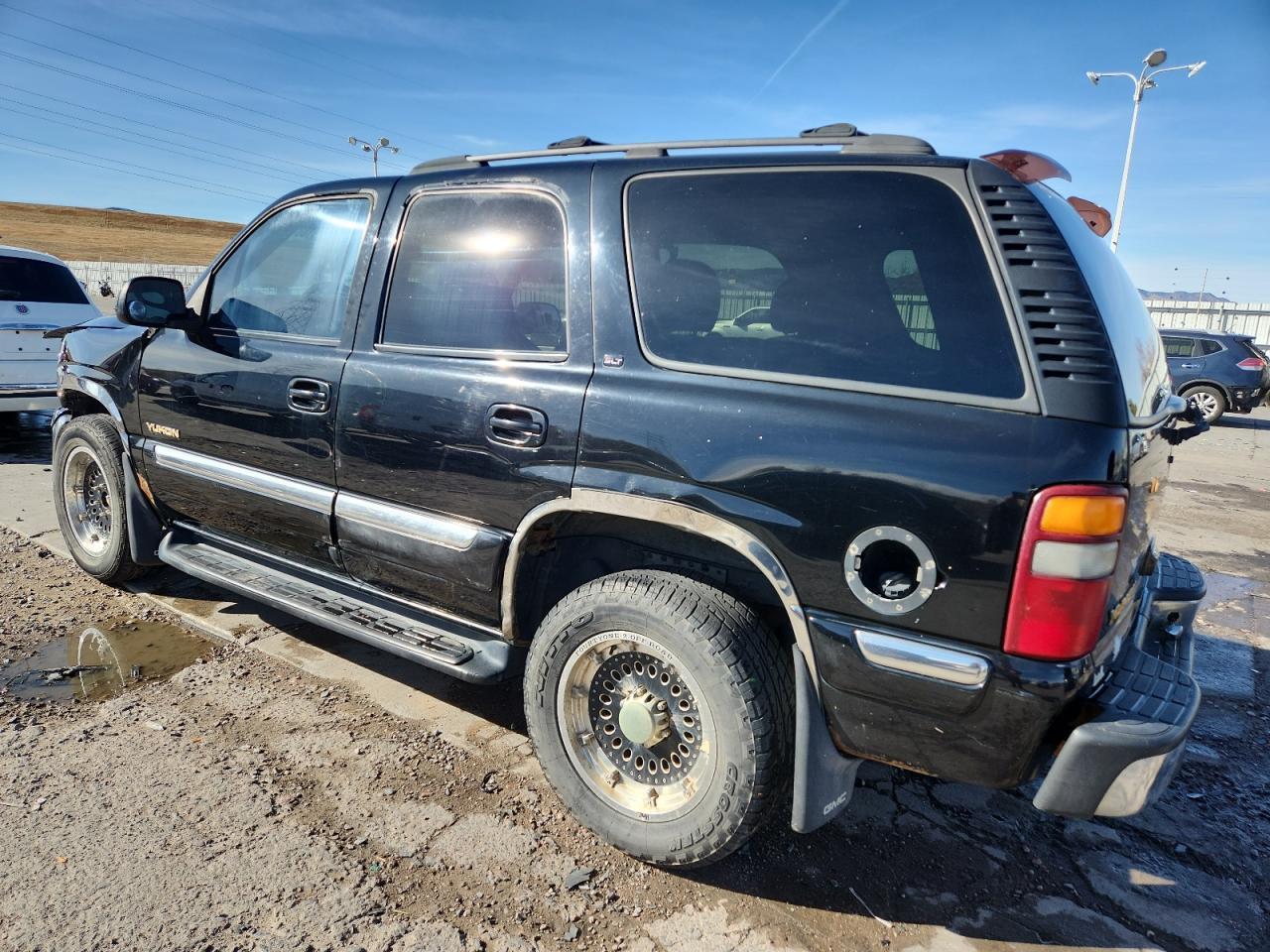 2001 GMC Yukon - Фото 2