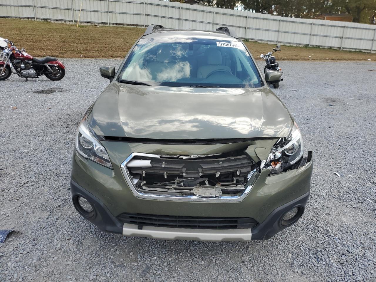 2017 Subaru Outback 2.5I Limited - Image 5