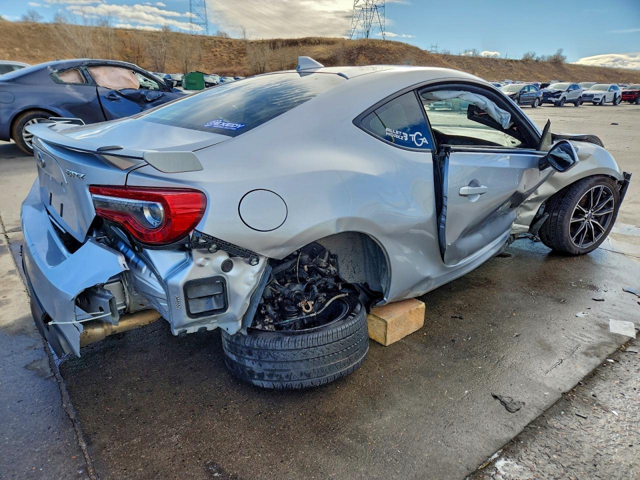 2017 Subaru Brz 2.0 Premium - Фото 3