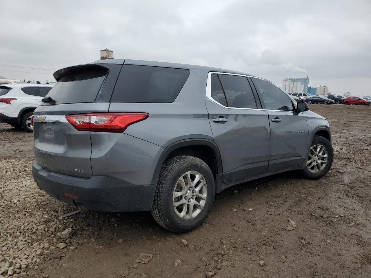 2019 Chevrolet Traverse Ls - Фото 3