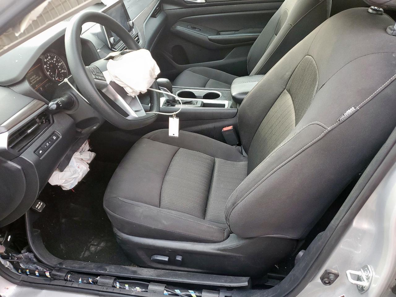 2024 Nissan Altima Sv - Image 7