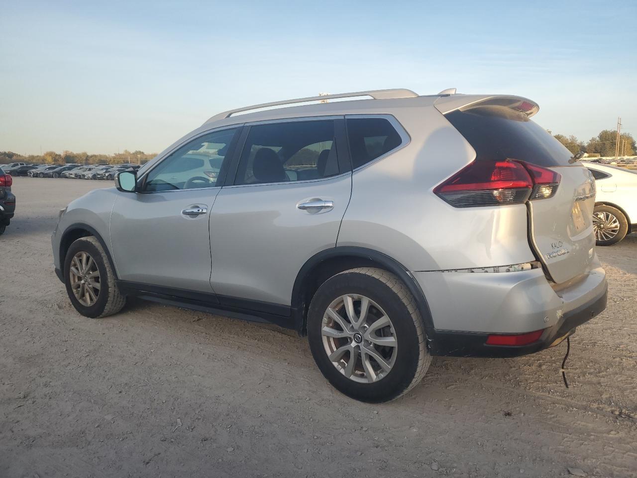 2019 Niss Rogue Sv - Фото 2