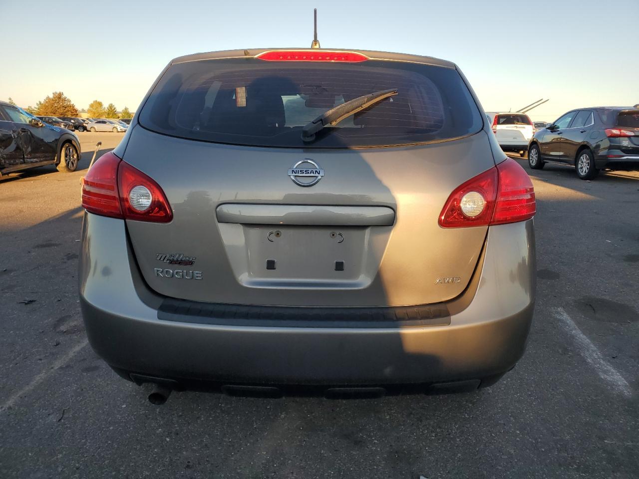 2010 Nissan Rogue S - Фото 6