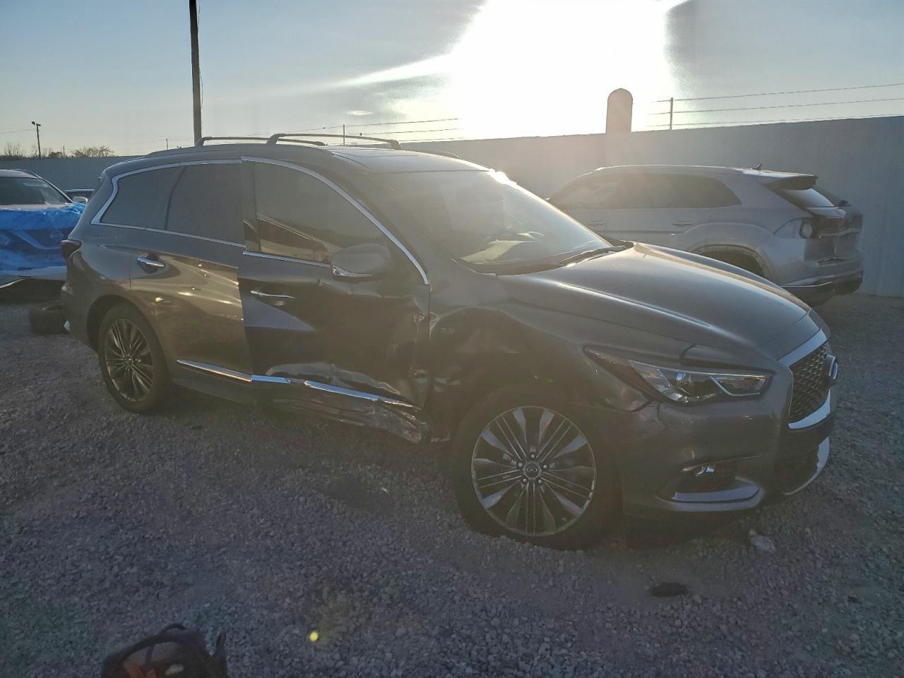2019 Infiniti Qx60 Luxe - Image 4