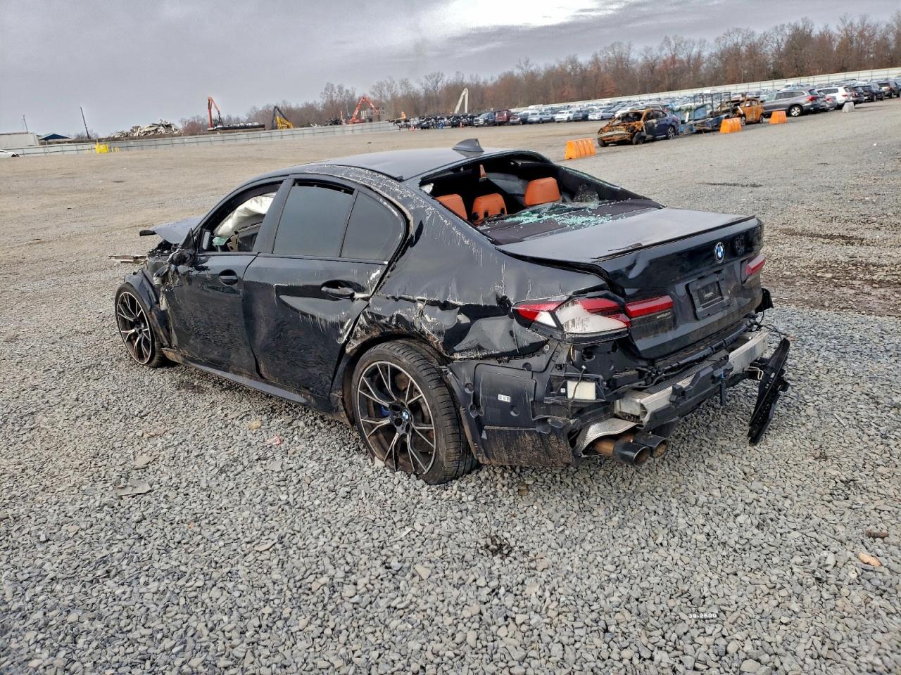 2021 BMW M5 - Фото 2