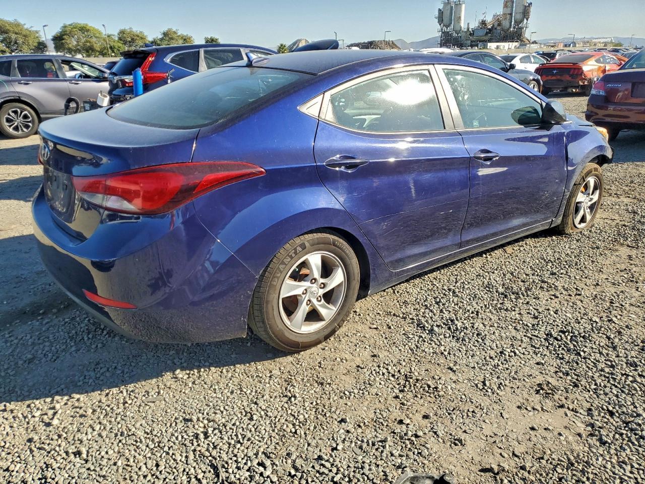 2014 Hyundai Elantra Se - Image 3