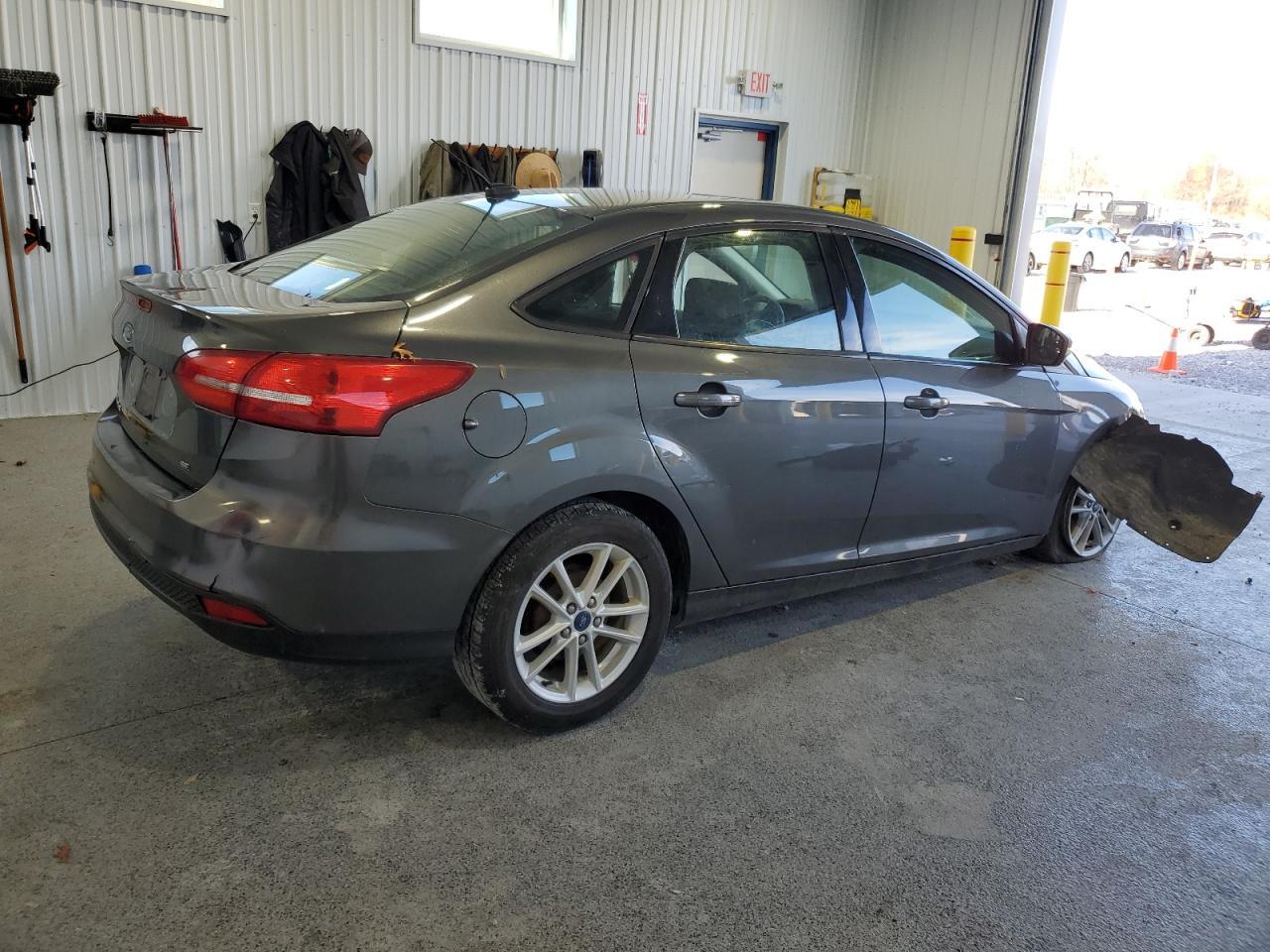 2018 Ford Focus Se - Фото 3