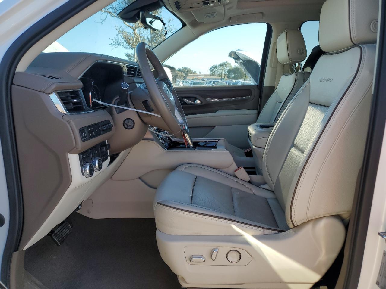 2021 GMC Yukon Xl Denali - Фото 7