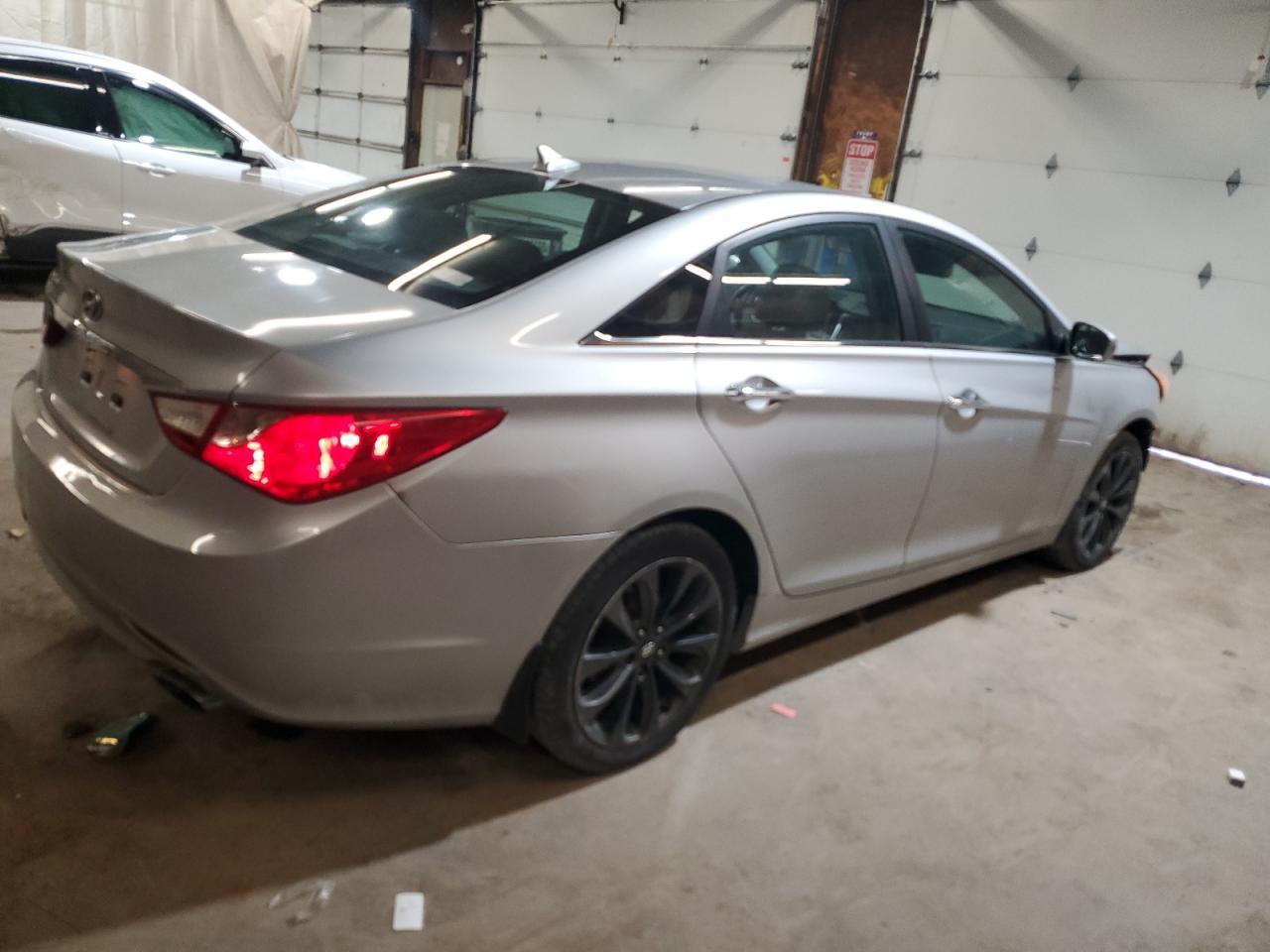 2011 Hyundai Sonata Se - Фото 3