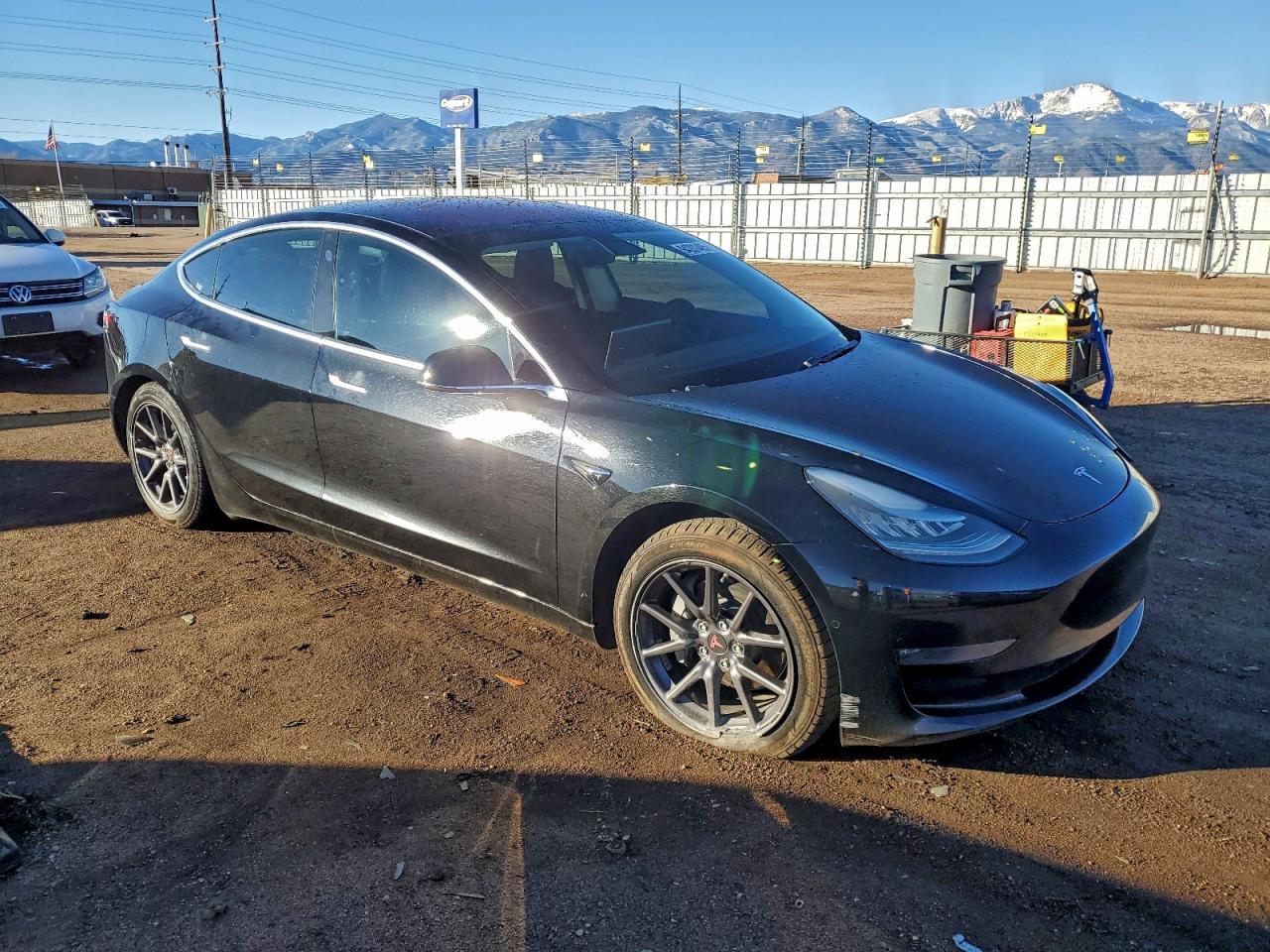 2019 Tesla Model 3 - Image 4