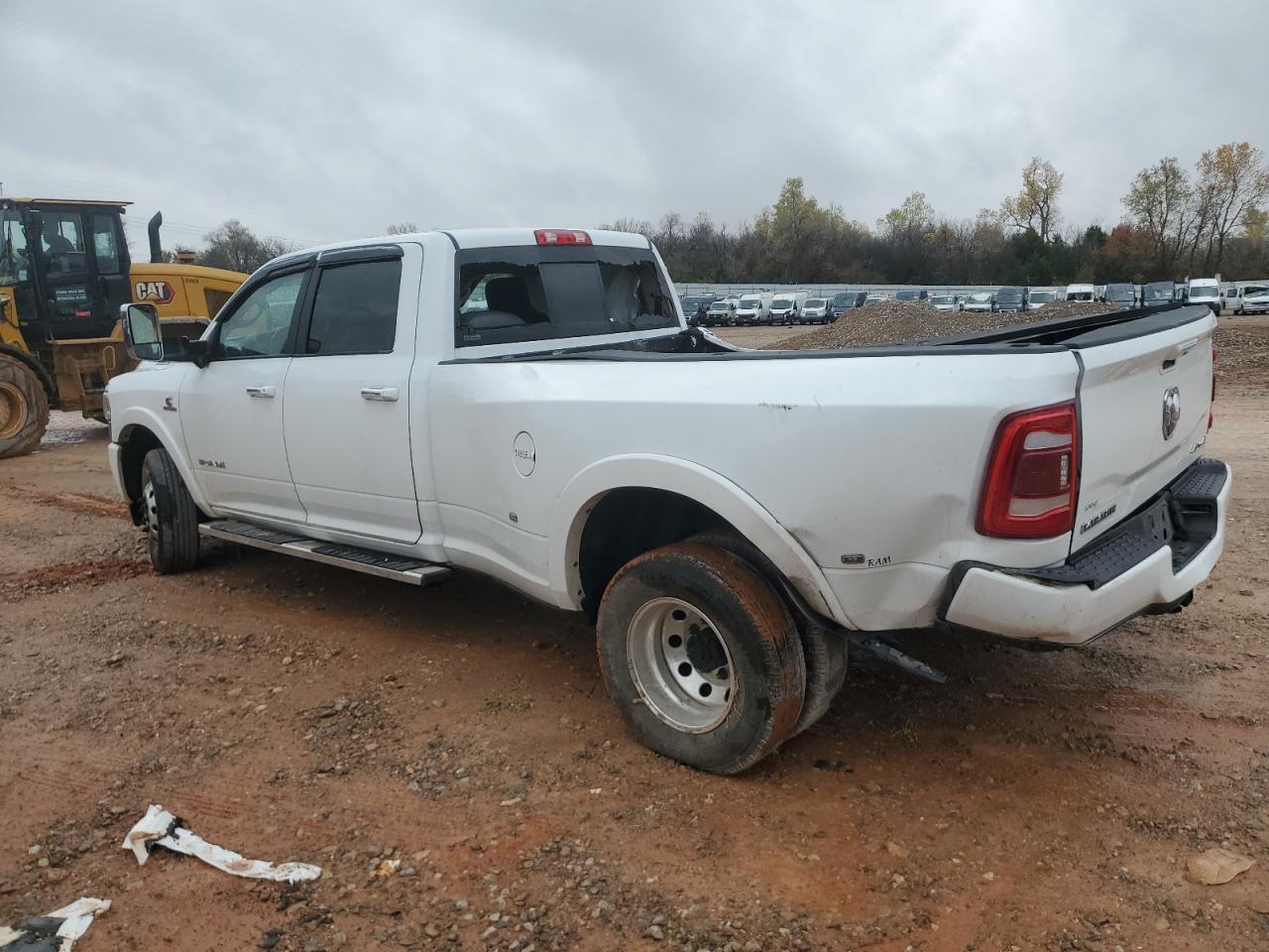 2020 Ram 3500 Laramie - Фото 2