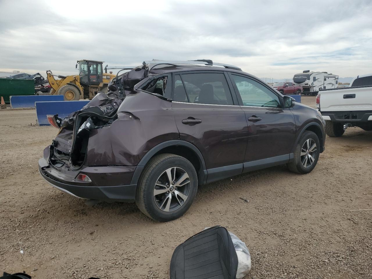 2016 Toyota Rav4 Xle - Image 3
