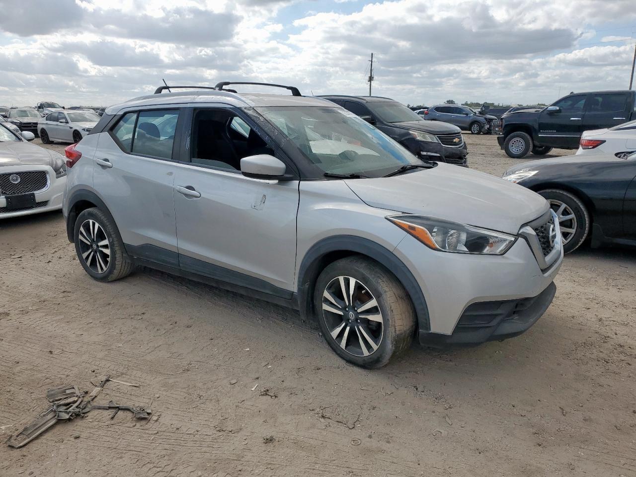 2019 Nissan Kicks S - Фото 4
