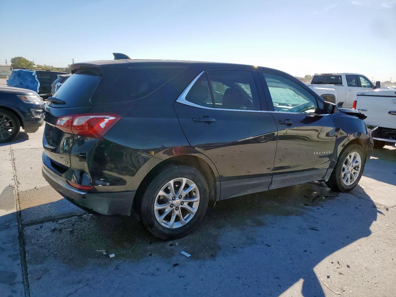 2020 Chevrolet Equinox Lt - Image 3