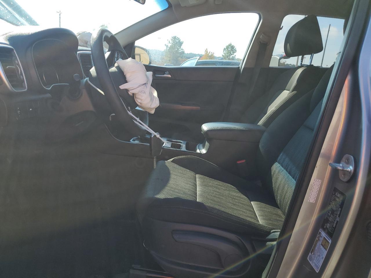 2022 Kia Sportage Lx - Image 7