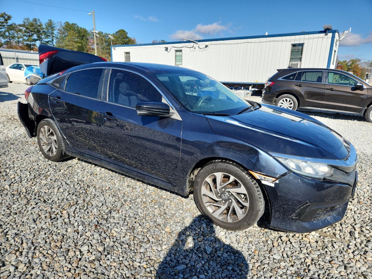 2017 Honda Civic Ex - Image 4