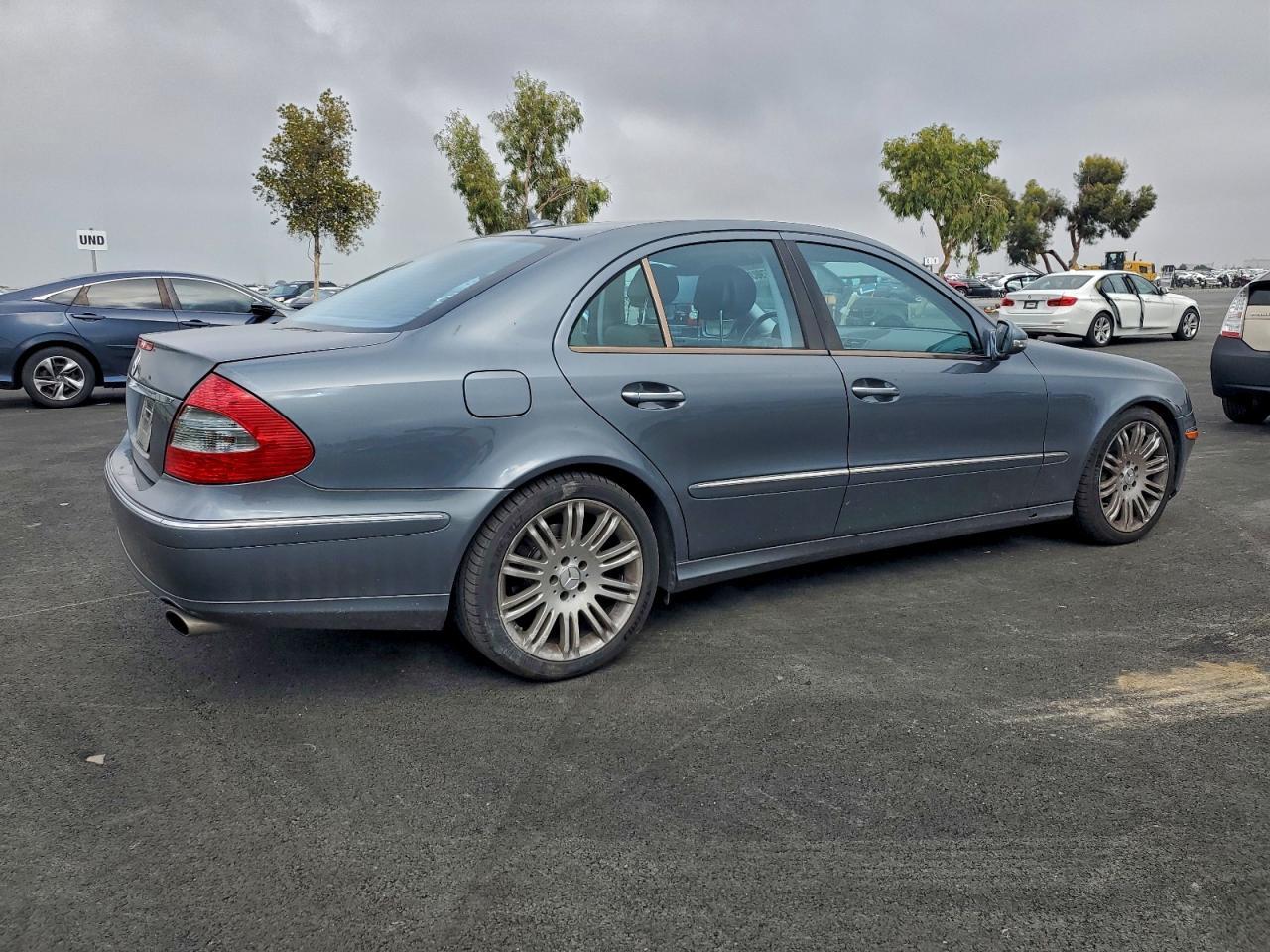 2008 Mercedes-Benz E 350 - Image 3